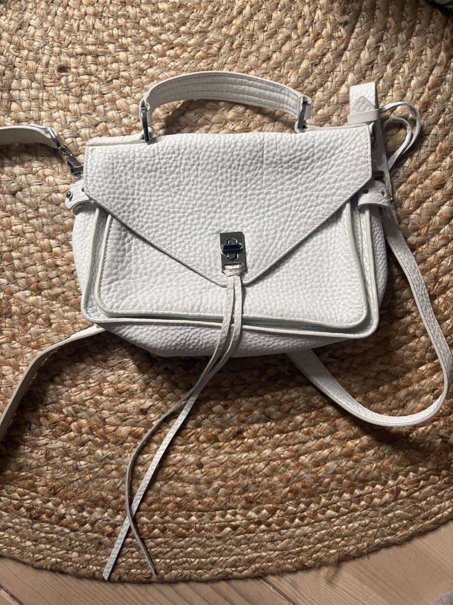 Taschen: Rebecca Minkoff Ledertasche in weiss – Gebraucht aus Zürich von chloe26