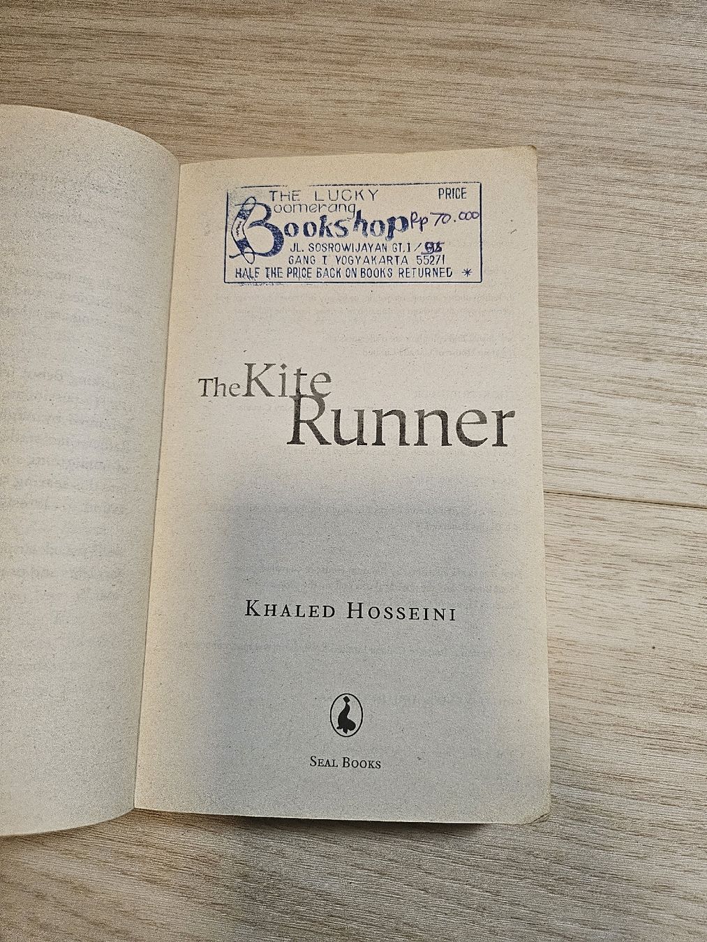 Libri: The Kite Runner à Novel – Usato da La Joux FR venduto da car_ck96 2