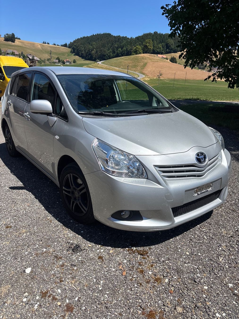 Toyota Automobili: Toyota Verso – ein Platzwunder! – Usato da Utzigen venduto da melibu10 1