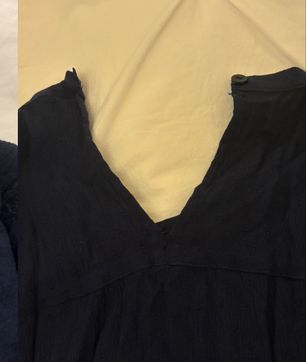 Stradivarius Camicette: Dunkelblaue Bluse Stradivarius – Usato da Winterthur venduto da beijaflor777 2
