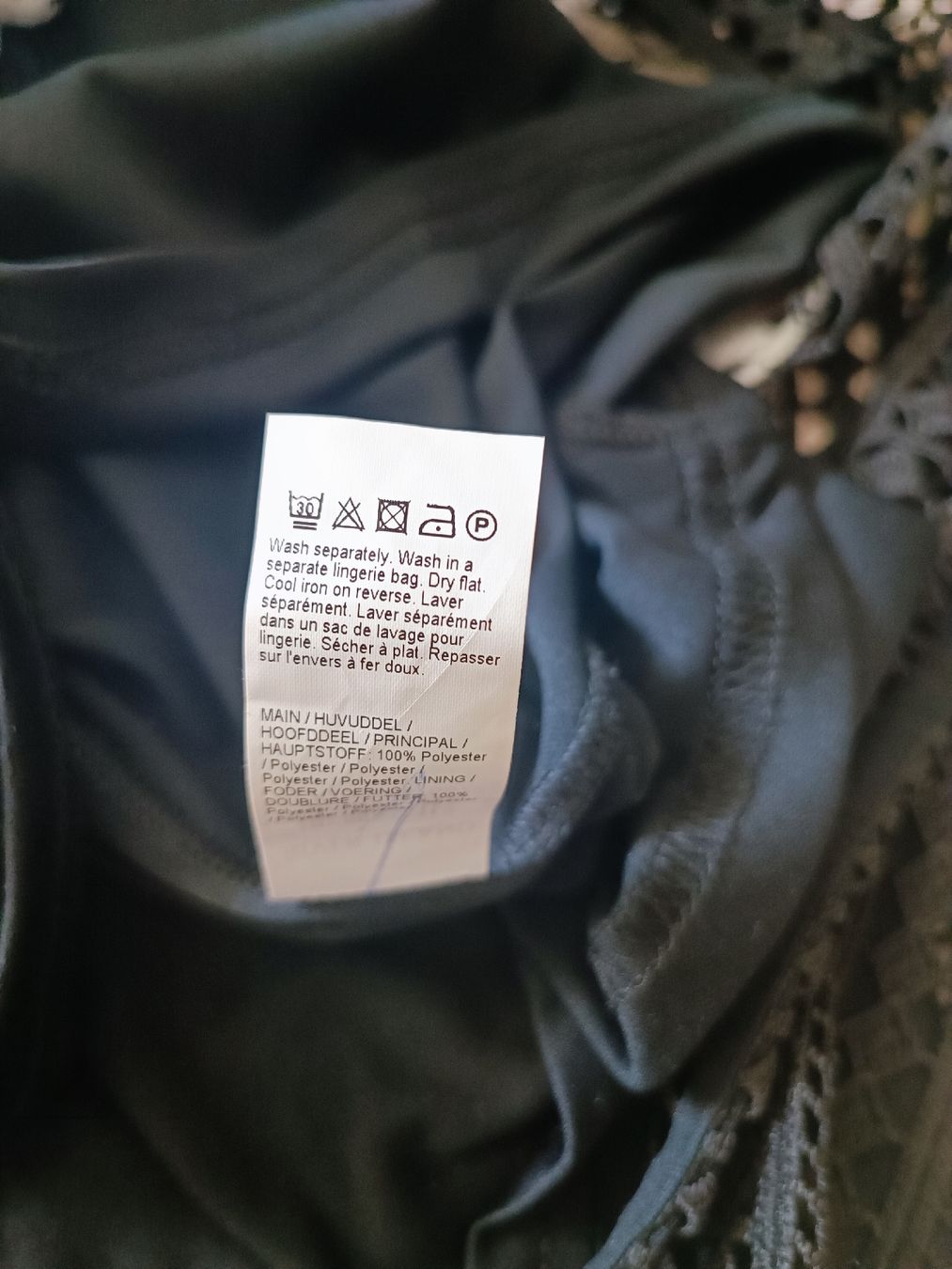 Kleider: Wunderschönes schulterfreies Spitzenkleid EU40 – Neu (gemäss Beschreibung) aus Wallisellen von C_DM 9