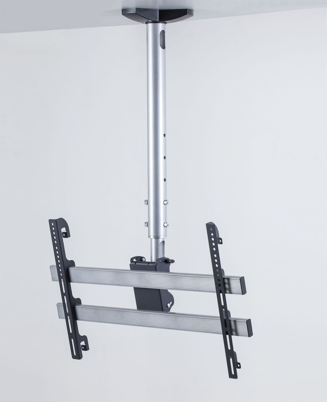Supporti a parete: TV-Deckenhalterung 37" - 70"  Neigbar+Schwenkbar – Usato da Wil SG venduto da horizonte254