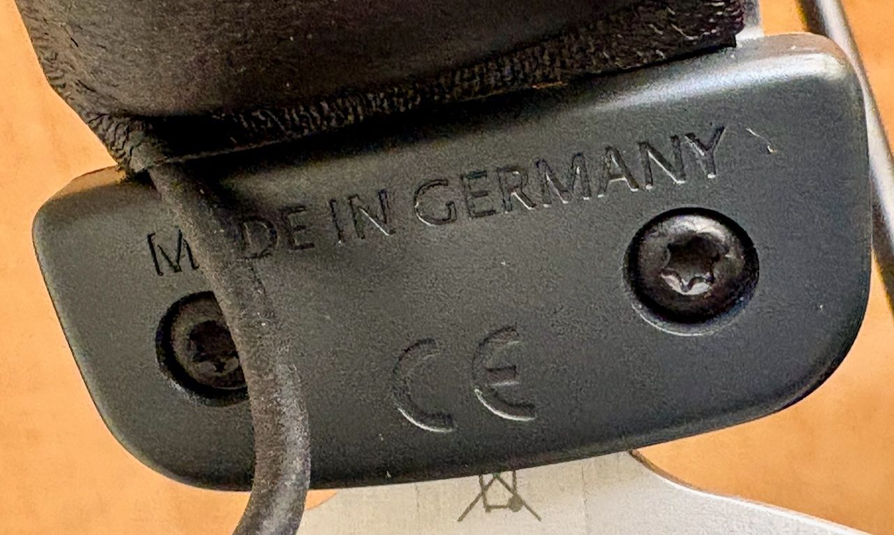 Beyerdynamic Kopfhörer: Beyerdynamic DT 880 Studio-Kopfhörer halboffen – Gebraucht aus Zürich von SierraKilo 8