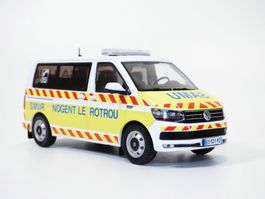 VW T6 Bus 2015-2019 "Ambulance SAMU weiss / Decor"      1:43