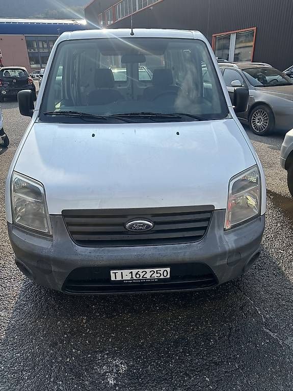 Veicoli commerciali: Ford Transit Connect 1.8 TDCi – Usato da Mezzovico venduto da Garagebazzy93 4