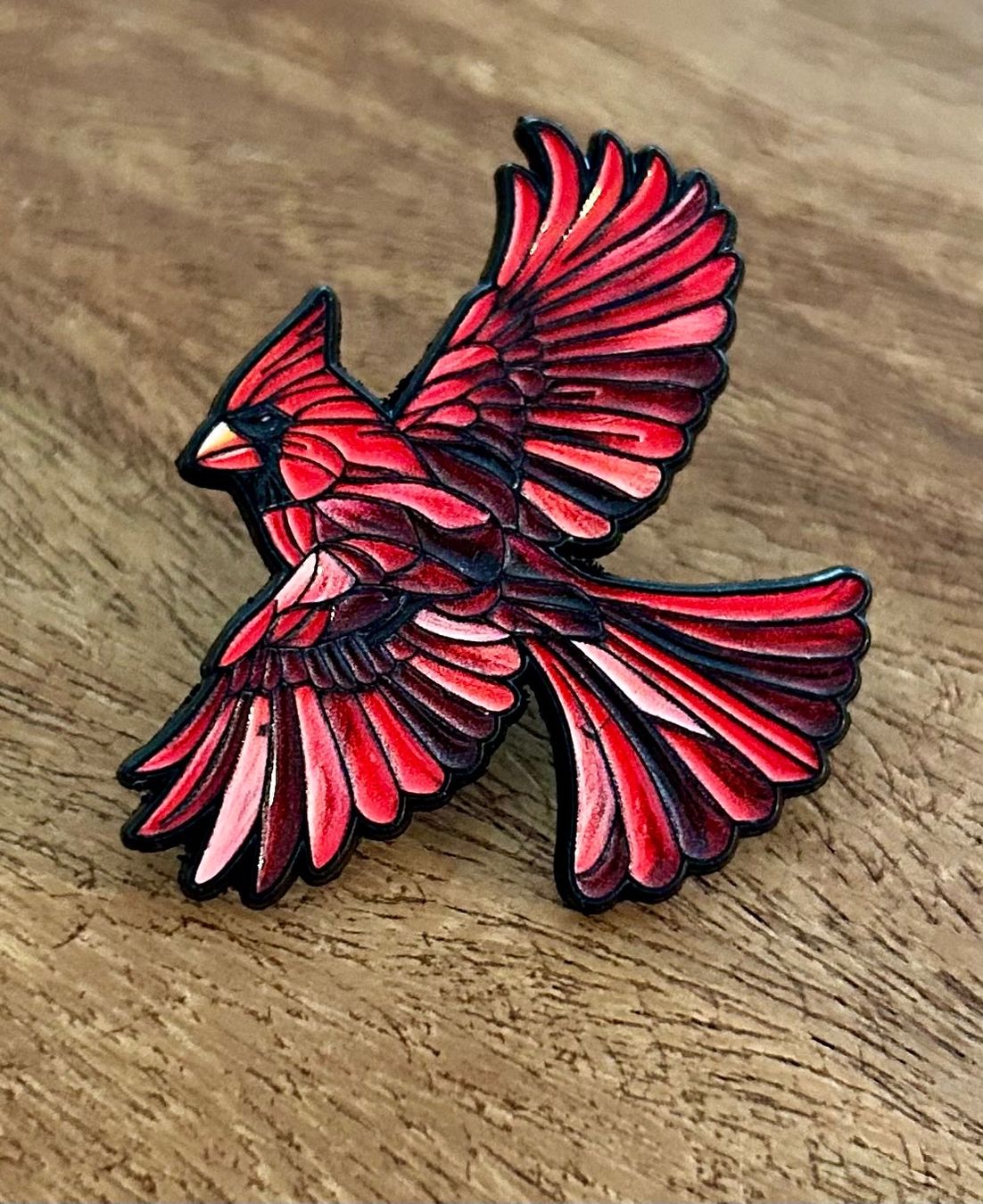 Placchette & Badge: Pin Vogel / Kardinal – Nuovo e nell'imballaggio originale da Geneve venduto da vane267