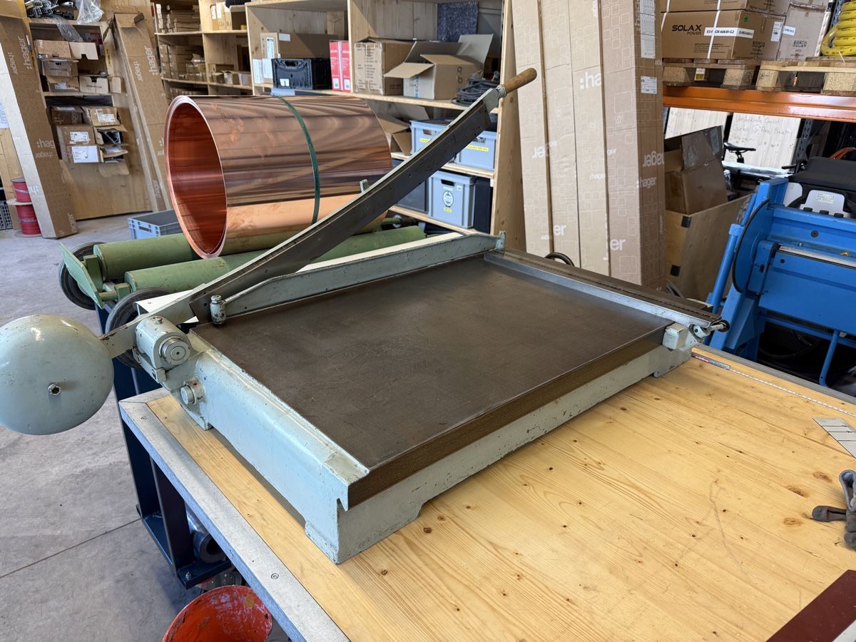 Tutte le macchine: Schlagschere - 75cm Schnittlänge – Usato da Altwis venduto da nicolas599