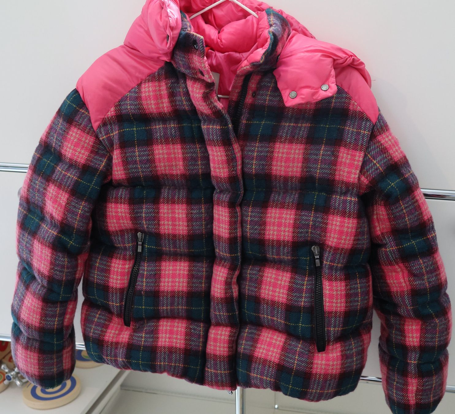 Giacche & Cappotti: Mädchen Moncler Jacke 152 – Usato da Balzers venduto da MinimenschMia 4