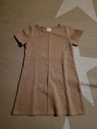 Kleid gr. 122 Zara