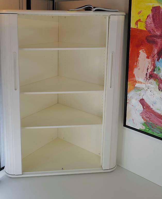 Armadi: Mid-Century Modern Signed Arredamenti Pillinini Eckerschrank – Usato da Beromünster venduto da VSNC 4