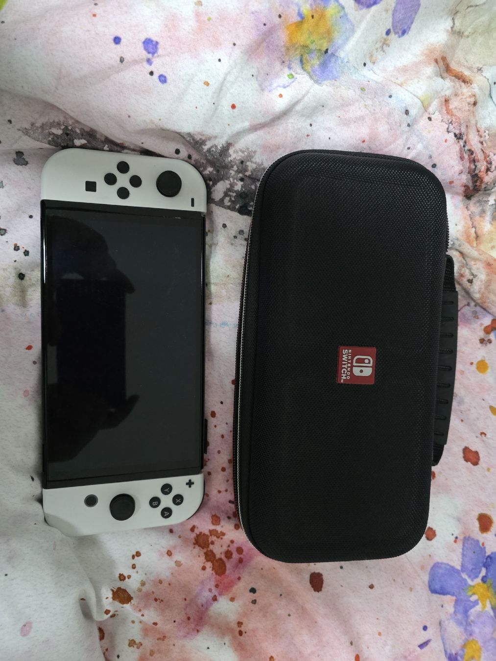 Nintendo Console: Nintendo Switch OLED Weiss, mit Tasche – Usato da Sins venduto da use_g6yd