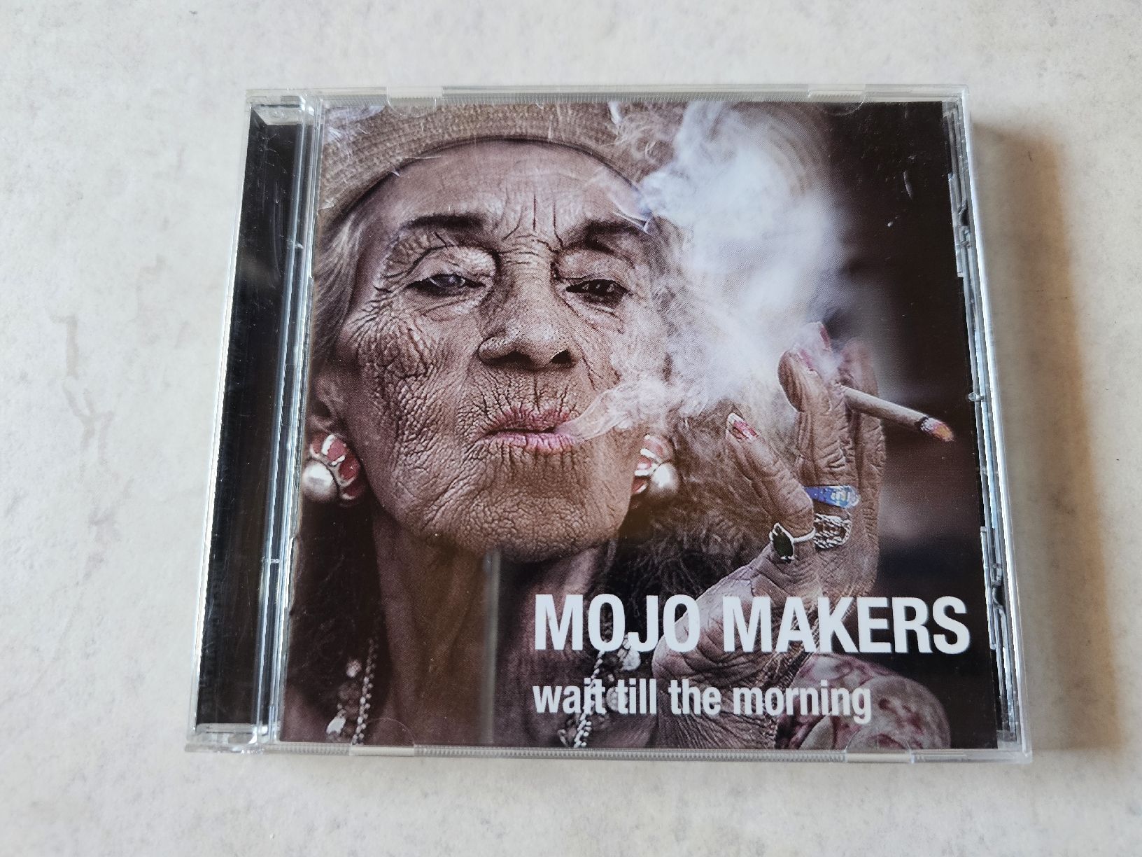 CD: Mojo Makers  -  Wait Till The Morning – Usato da Schneisingen venduto da backstore24