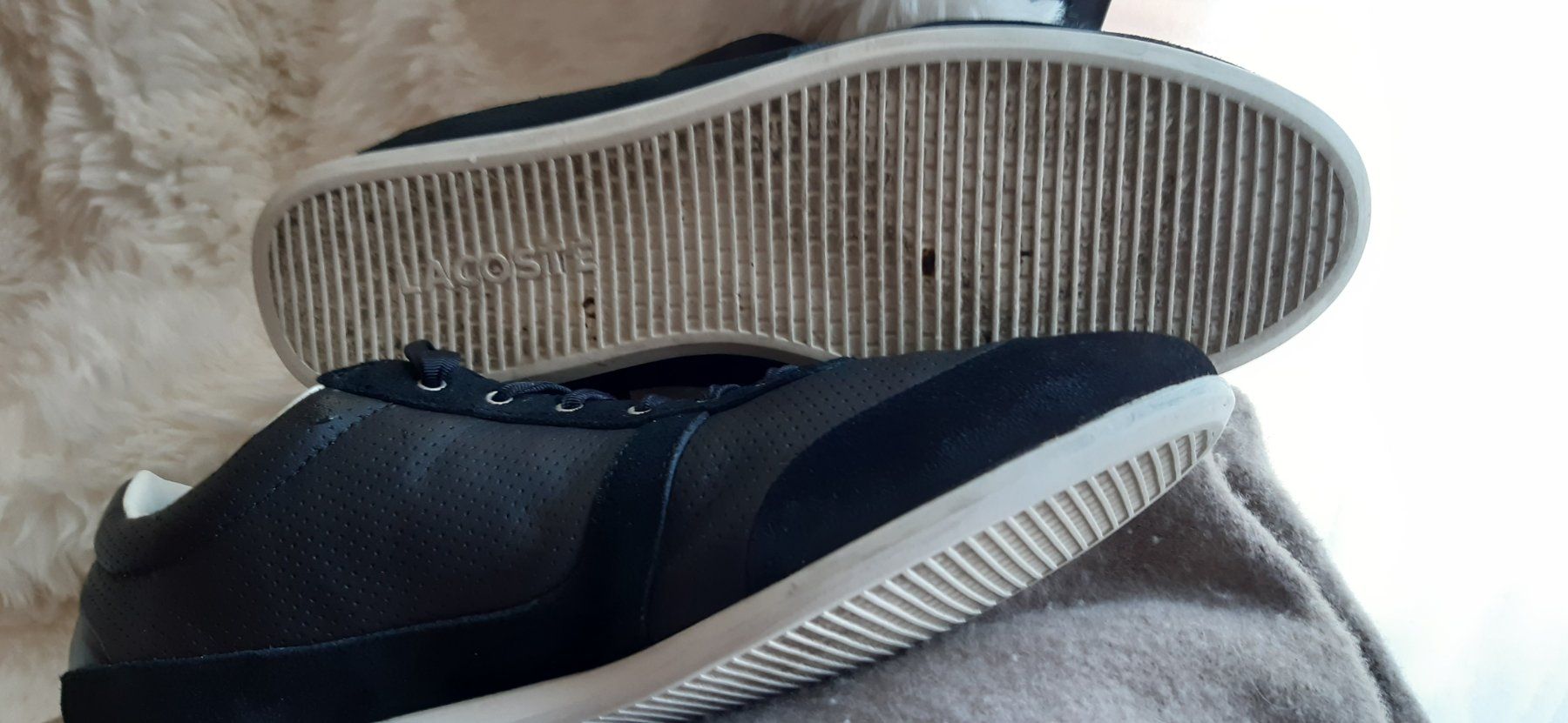 Lacoste Scarpe da donna: Lacoste Sneaker Schwarz/Weiss 41 – Usato da Zürich venduto da Pendeline 3
