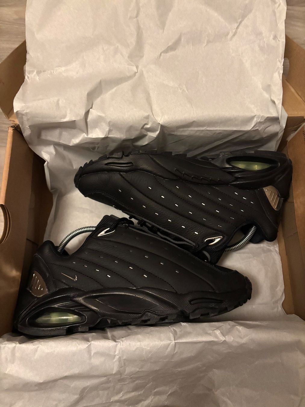 Nike Herrenschuhe: Nocta Triple Black Drake – Neu und originalverpackt aus Bevaix von sil_772n 1