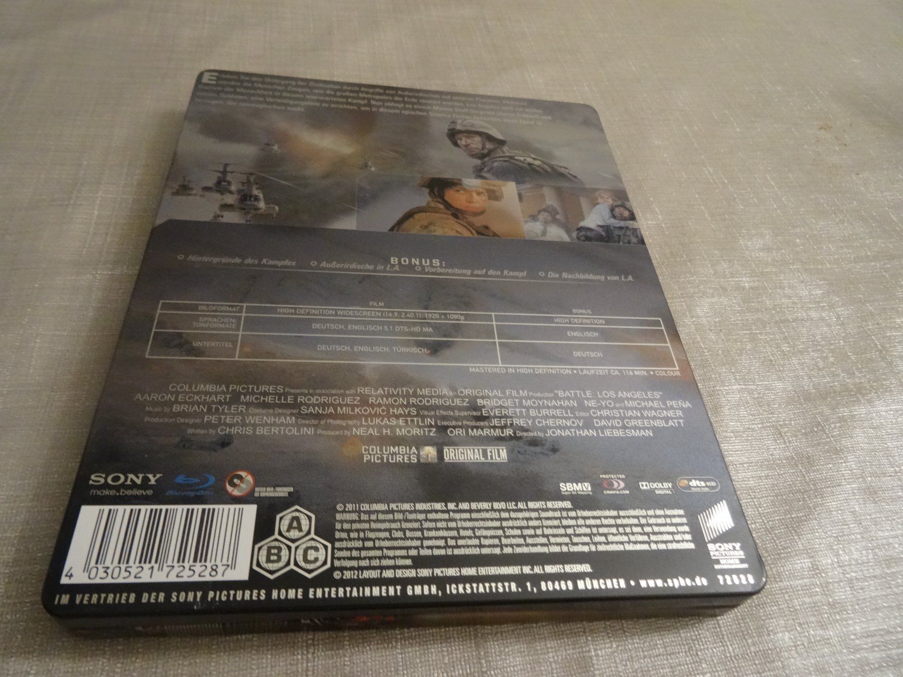 Tutti i DVDs: World Invasion Steelbook Blu-ray – Usato da Olten venduto da Disc-Verkauf 2
