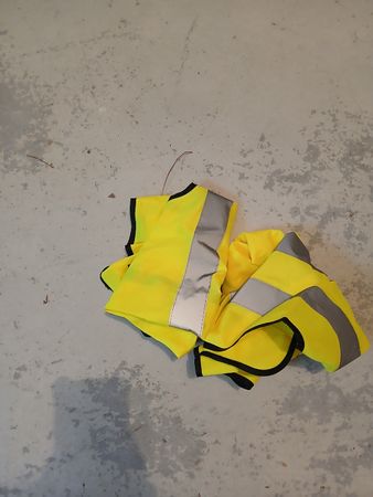 2 Leuchtwesten fürs Auto