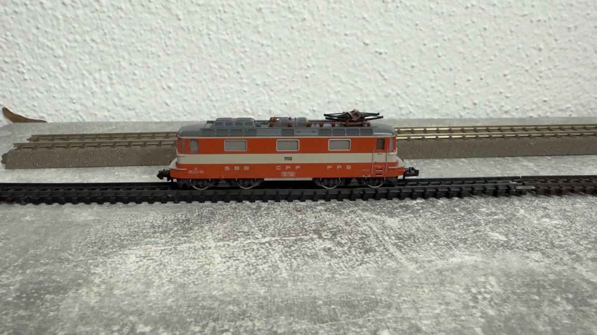 Trix Modellini di ferrovie: Minitrix Re 4/4 Swiss Express Spur N – Usato da Schlieren venduto da rat_lq6b 1