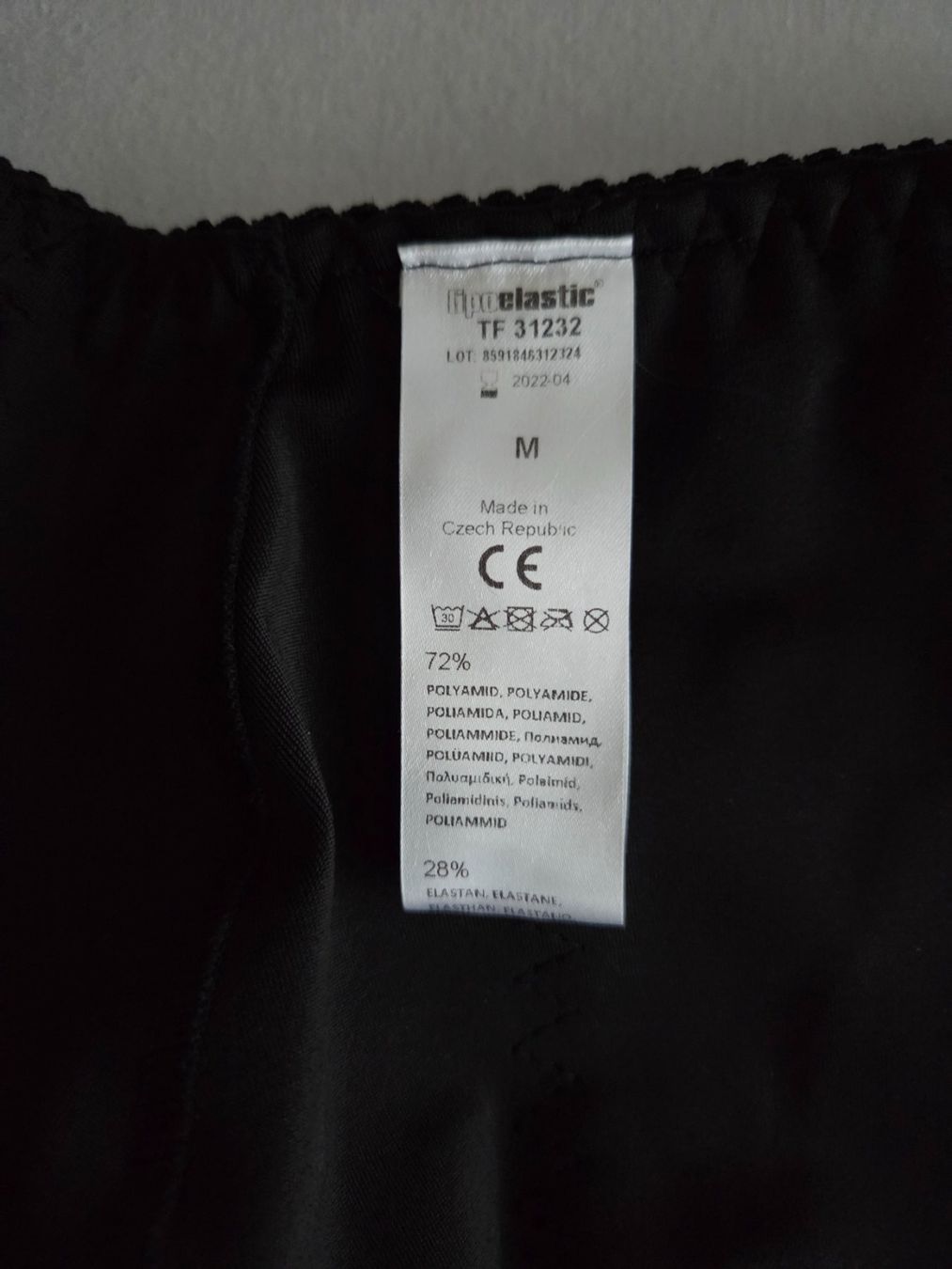 Appareils médicaux: Lipoelastic Kompression Hose Gr M neu – Neuf (Voir description) à Port par Darialina 2