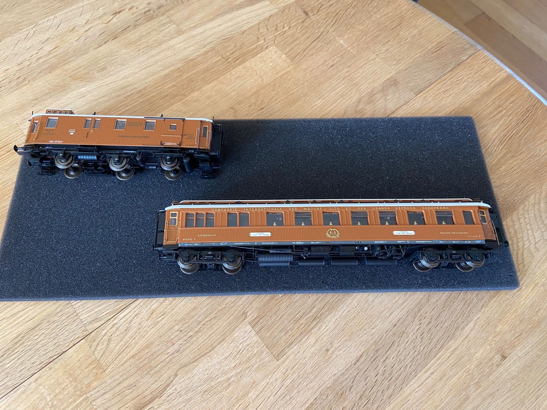 Hobbytrain Modellini di ferrovie: CIWL Hobbytrain H44011 2er Set – Usato da Basel venduto da Relaphe 6