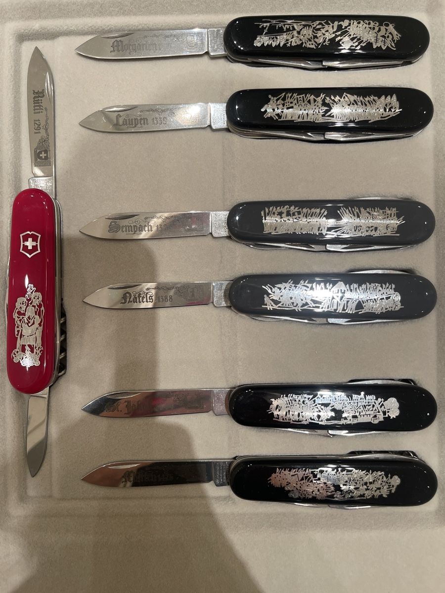 Victorinox Coltelli: Victorinox Schweizer Schlachten Sammlung, 7 Messer – Nuovo (secondo la descrizione) da Luzern venduto da Fullmoon68 1