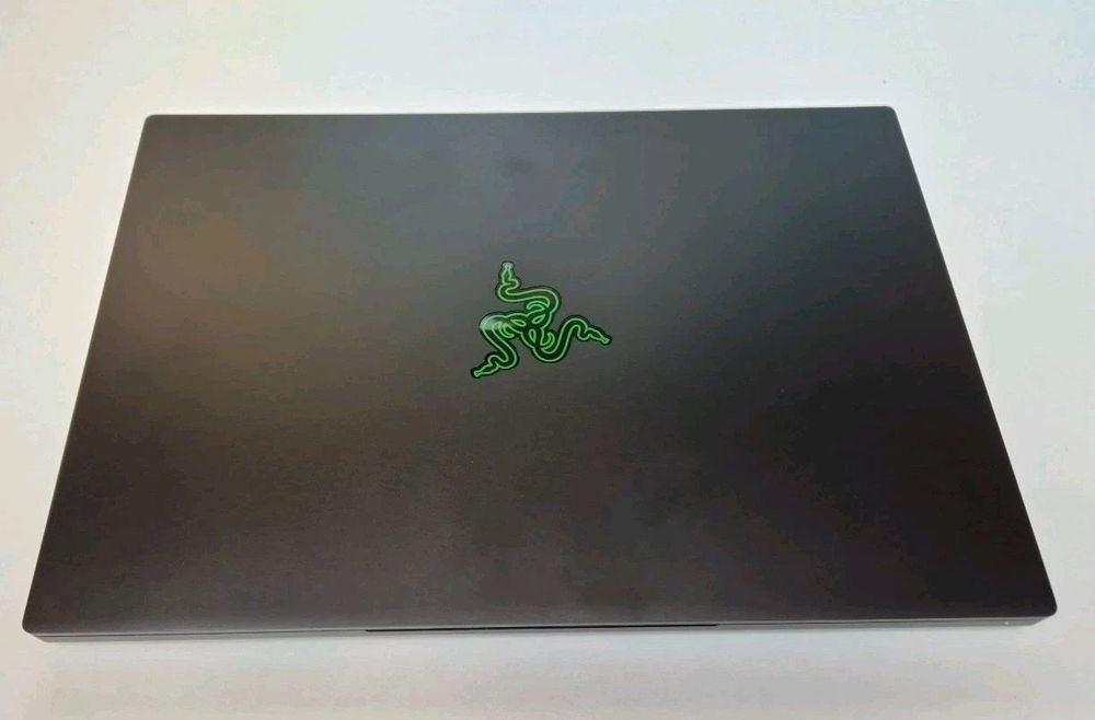 Razer Notebooks: Razer Blade 14 AMD 5900 HX/RTX 3070 OVP Top Zustand!! – Gebraucht aus Neerach von mur_dwg9 1