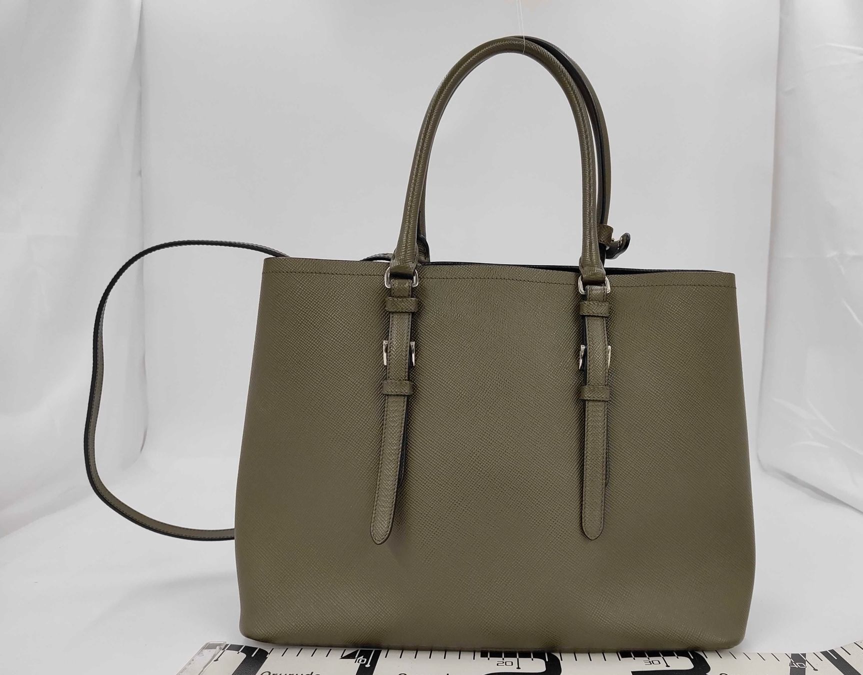 Prada Borse da donna: Prada Double Bag Khaki Neupreis CHF 4150 – Usato da St. Gallen venduto da Love_Luxury 1