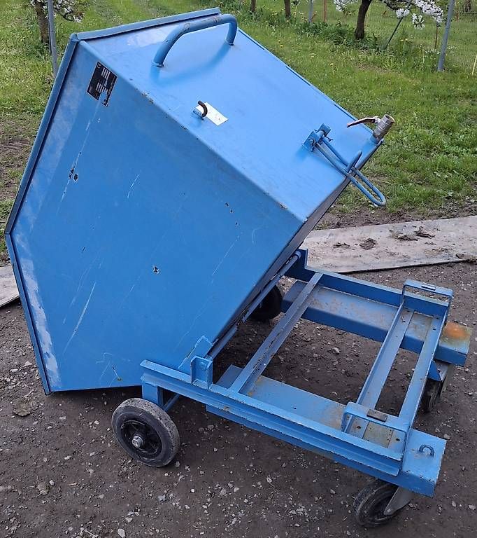 Conteneurs de construction: Staplermulde/Kippmulde – D'occasion à Siebnen par Grosswis50