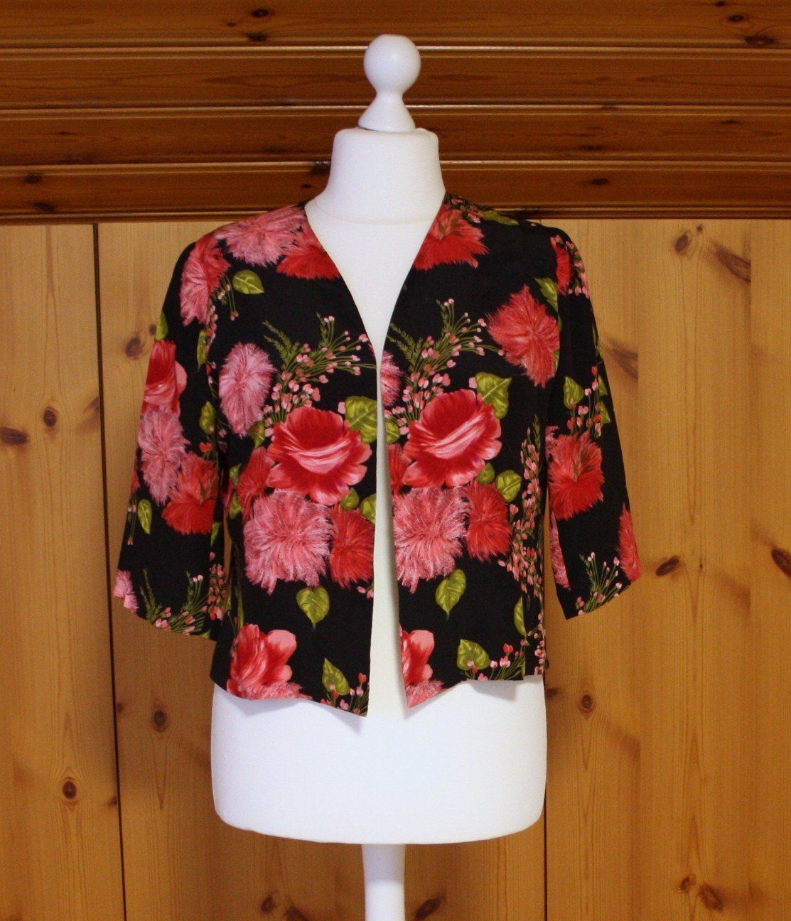 Camicette: Bolero schwarz-bunt Gr. M – Usato da Flüelen venduto da Diversicum-Vintage 1