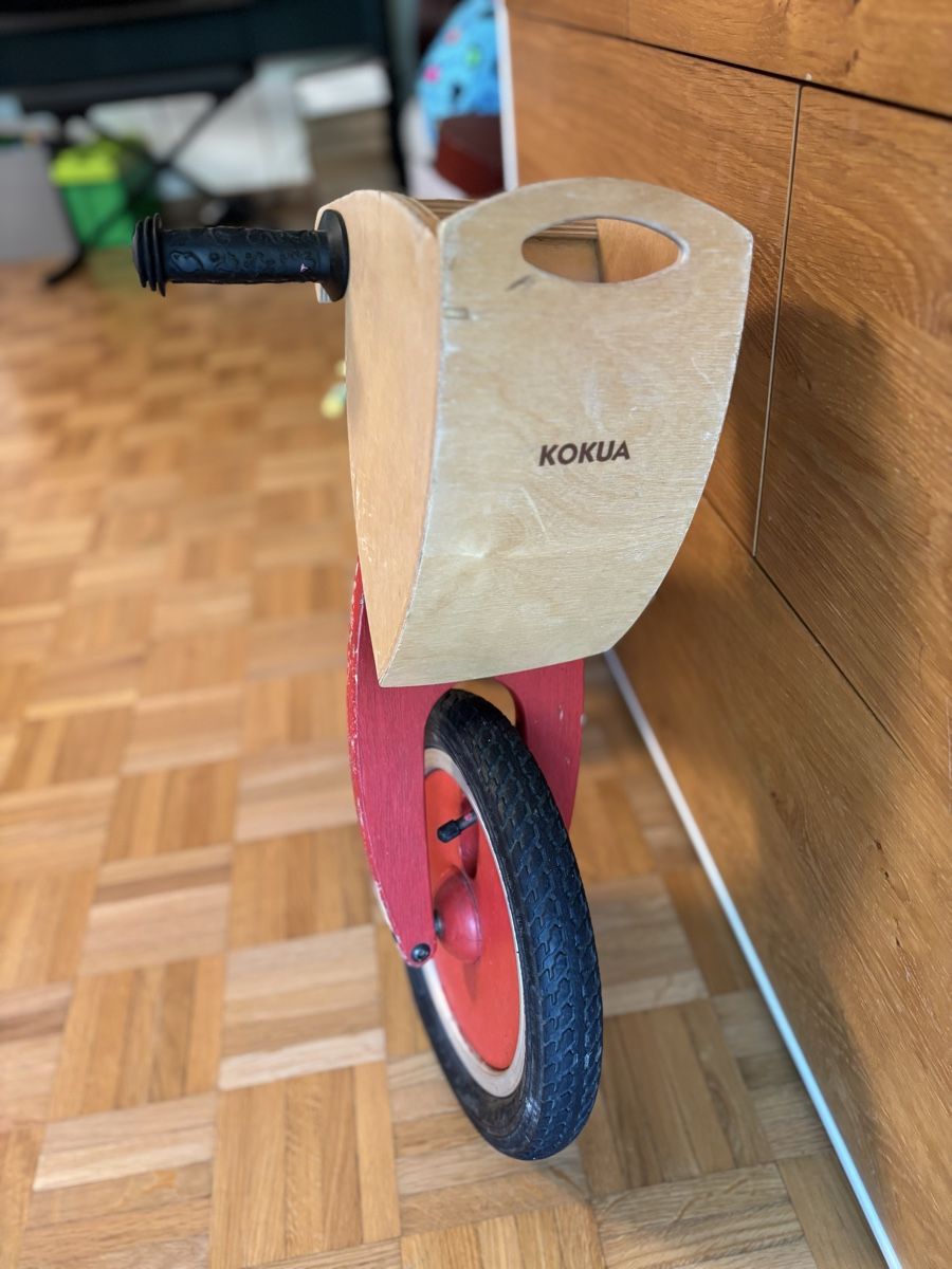 Likeabike Veicoli per bambini: Kokua Laufrad, Holz, rot – Usato da Zürich venduto da Smesskammer 2