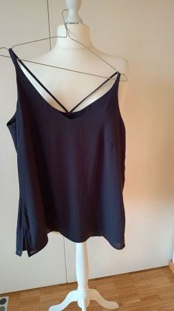 Schickes Comma Top, schwarzblau, neu mit Etikett