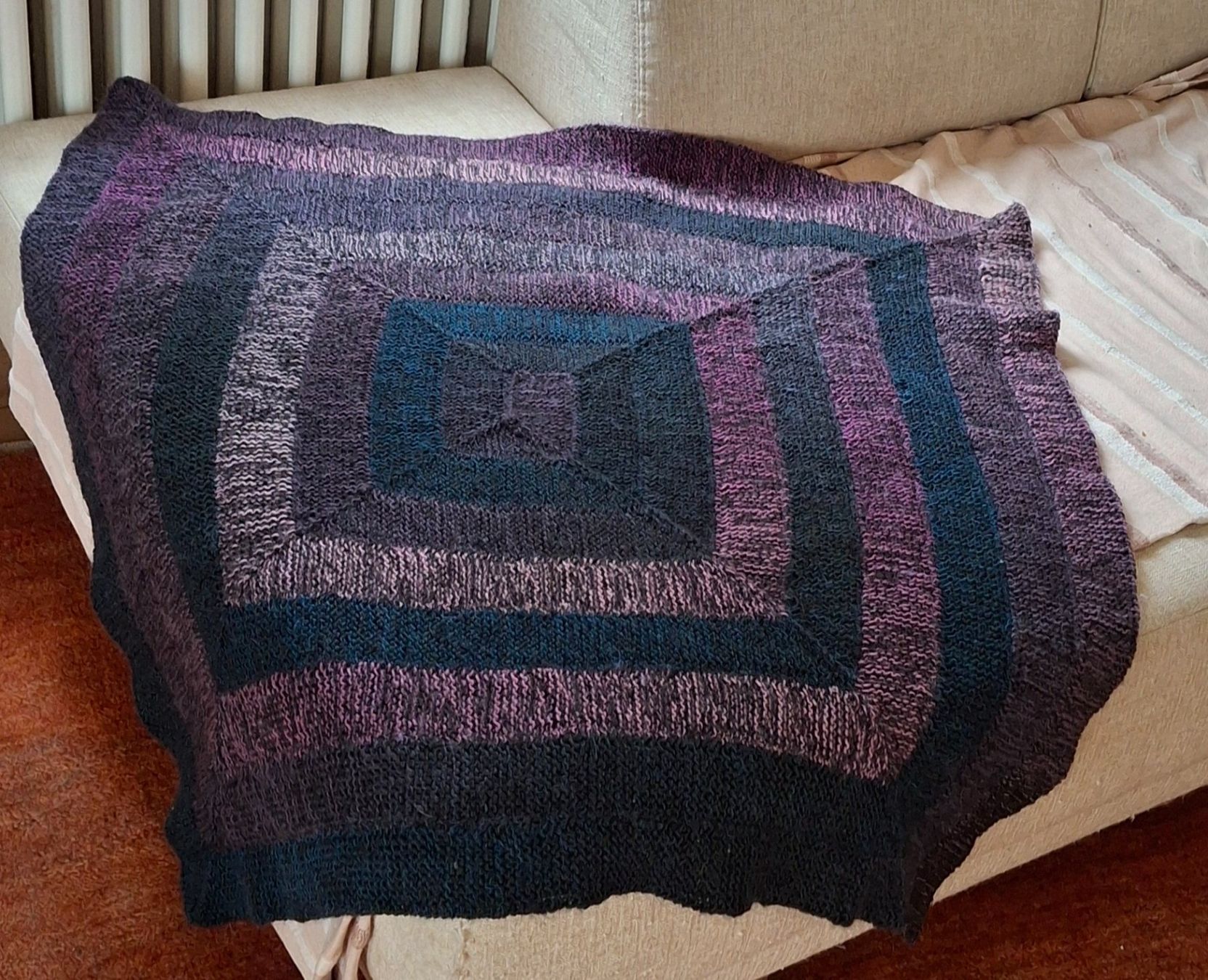 Coperte: Kniedecke handgestrickt   NEU – Nuovo (secondo la descrizione) da Langenthal venduto da Handstrick 4