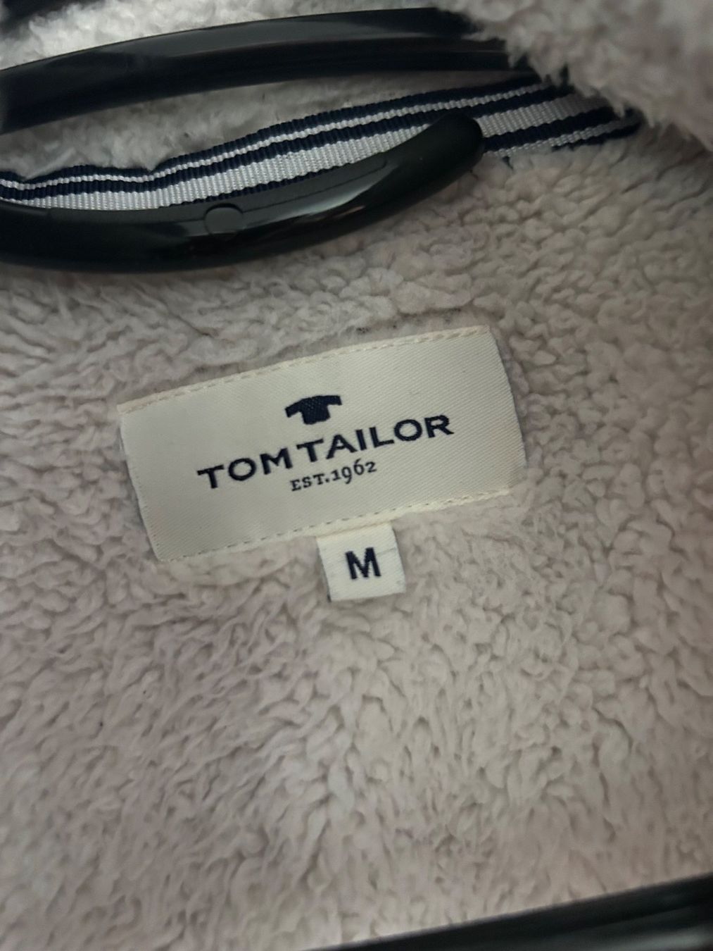 Tom Tailor Jacken: Herren Strickjacke Tom Tailor dunkelblau Grösse M – Gebraucht aus Kaltbrunn von lagone1 1
