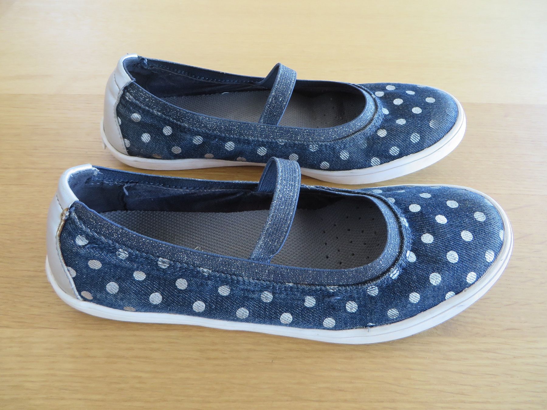 Geox Scarpe per ragazze: Ballerinas Geox Gr. 37 – Usato da Rombach venduto da flor58 2