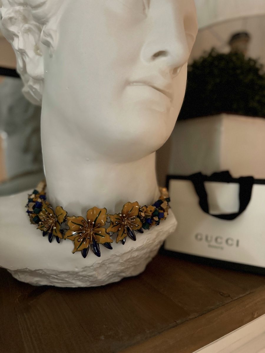Zara Catenine: Wunderschöne Blumen-Halskette – Nuovo (secondo la descrizione) da Triesenberg venduto da Designer_Closet 4