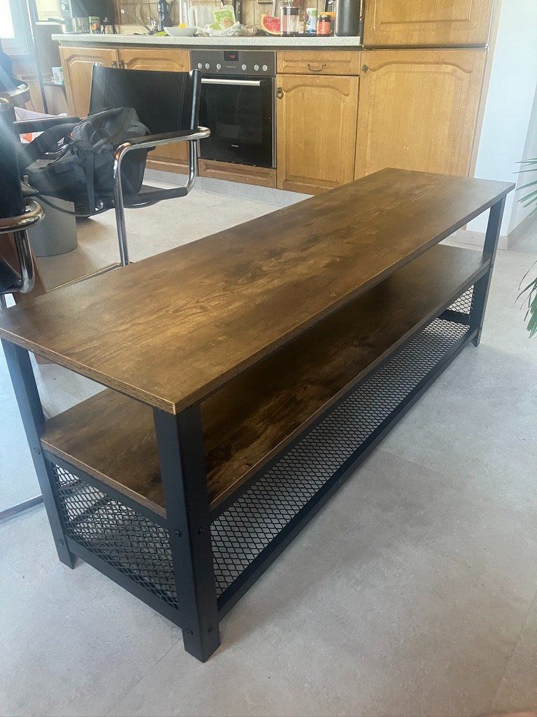 Meubles TV: Fernsehmöbel, Sideboard L: 140cm, B: 40cm, H: 51cm – D'occasion à Romanshorn par SnMy