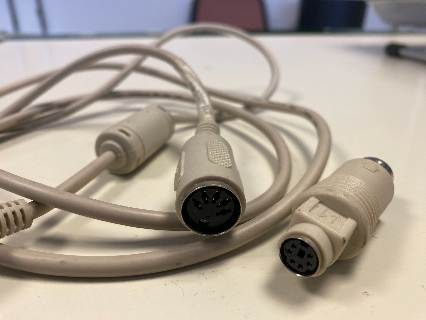 Laufwerke & Adapter: Kabel PS2 Adapter – Gebraucht aus Wängi von Bmo 1