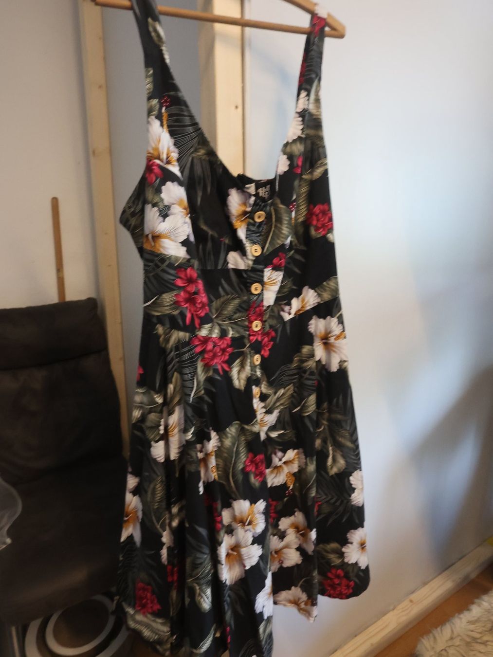 Kleider: Abendkleid mit Blumenmuster ( Hell Bunny) – Gebraucht aus Allschwil von Schwelheimer 2