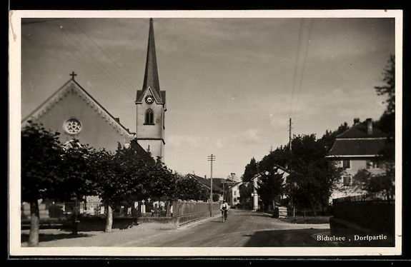 Cartoline postali: AK Bichelsee, Ortspartie mit Kirche – Usato da Berlin venduto da bartko-reher