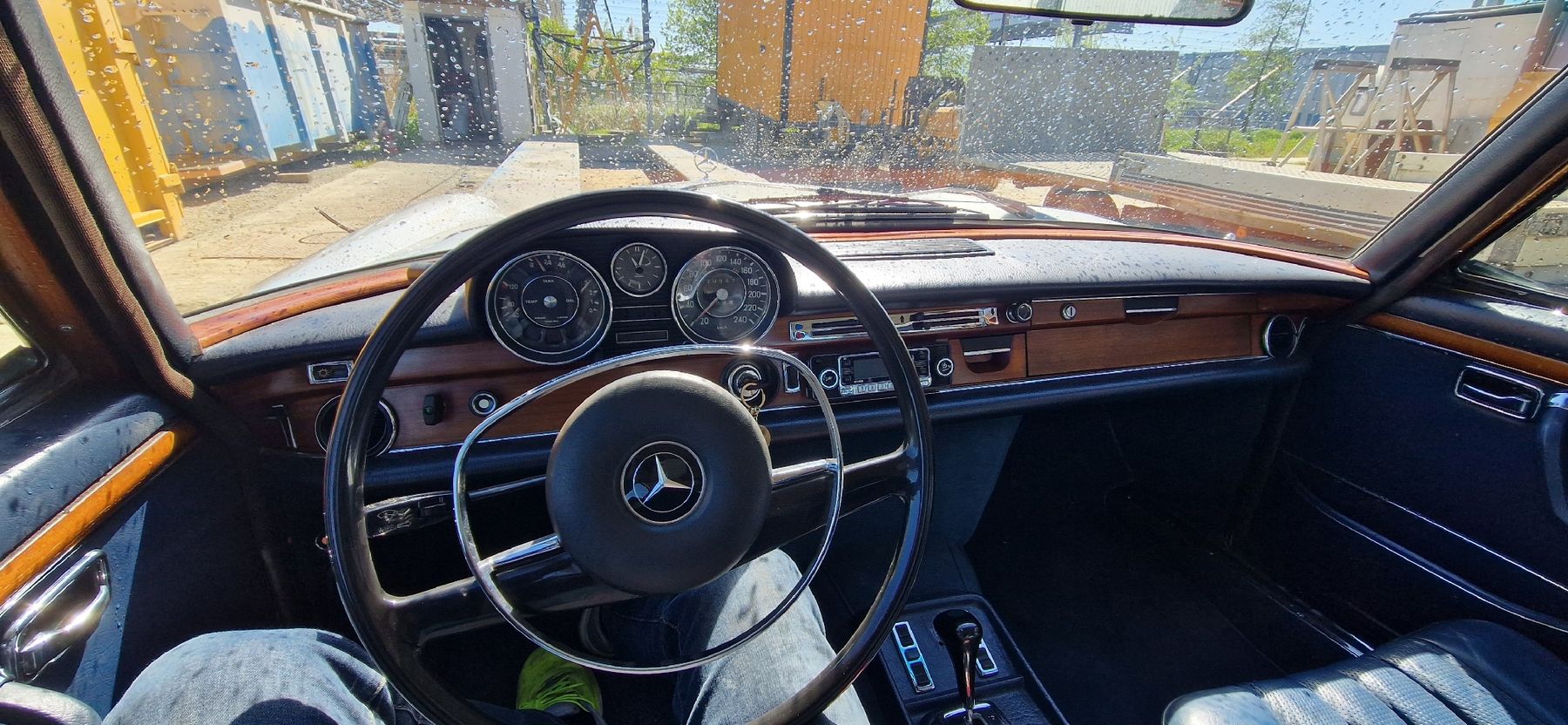 Automobili: Mercedes 300 SEL 3.5 – Usato da Steinach venduto da Stschweizer 7
