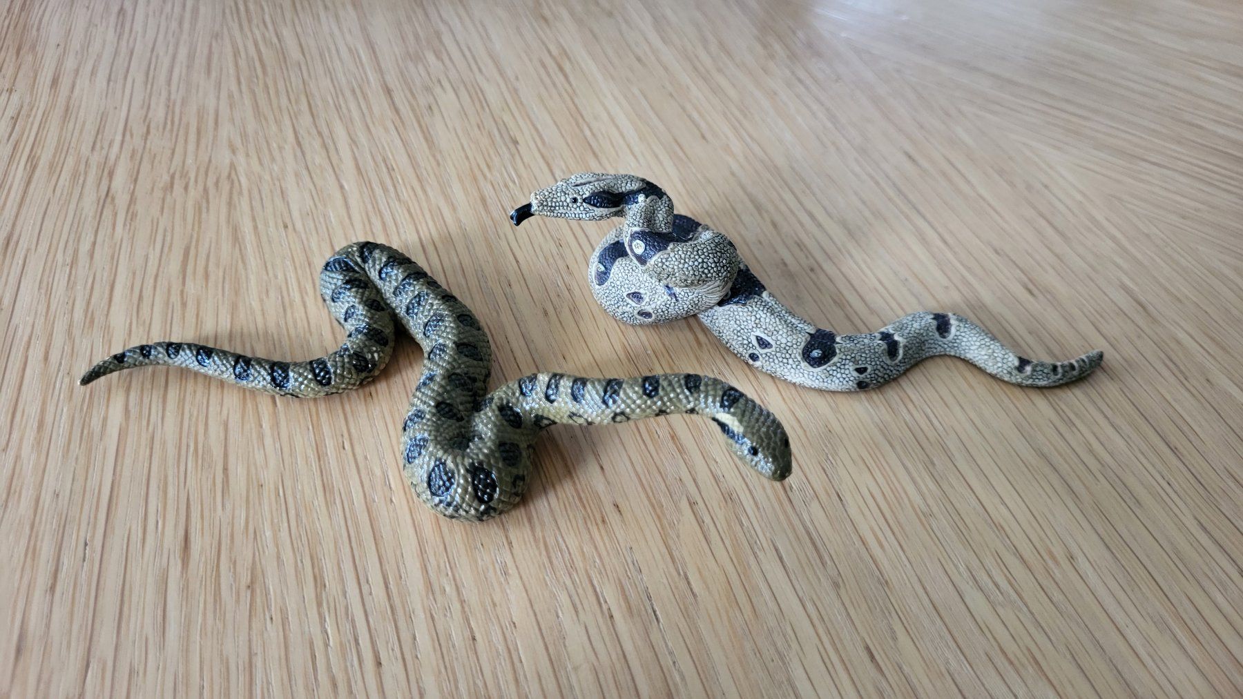 Schleich Jouets: Schleich Schlangen 2 Stck. gebraucht – Neuf (Voir description) à Unterägeri par Kowi1 1