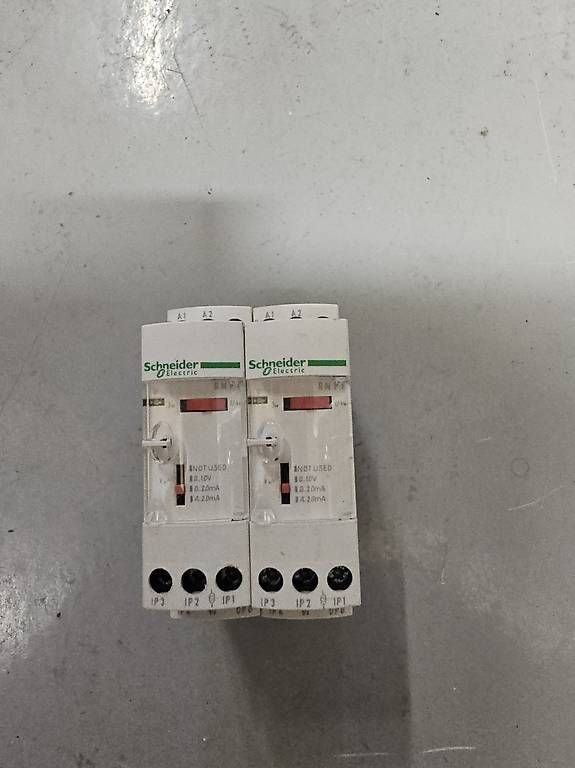 Alimentation électrique: Schneider Electric Messumformer RMPT50BD – D'occasion à Basel par lucaC