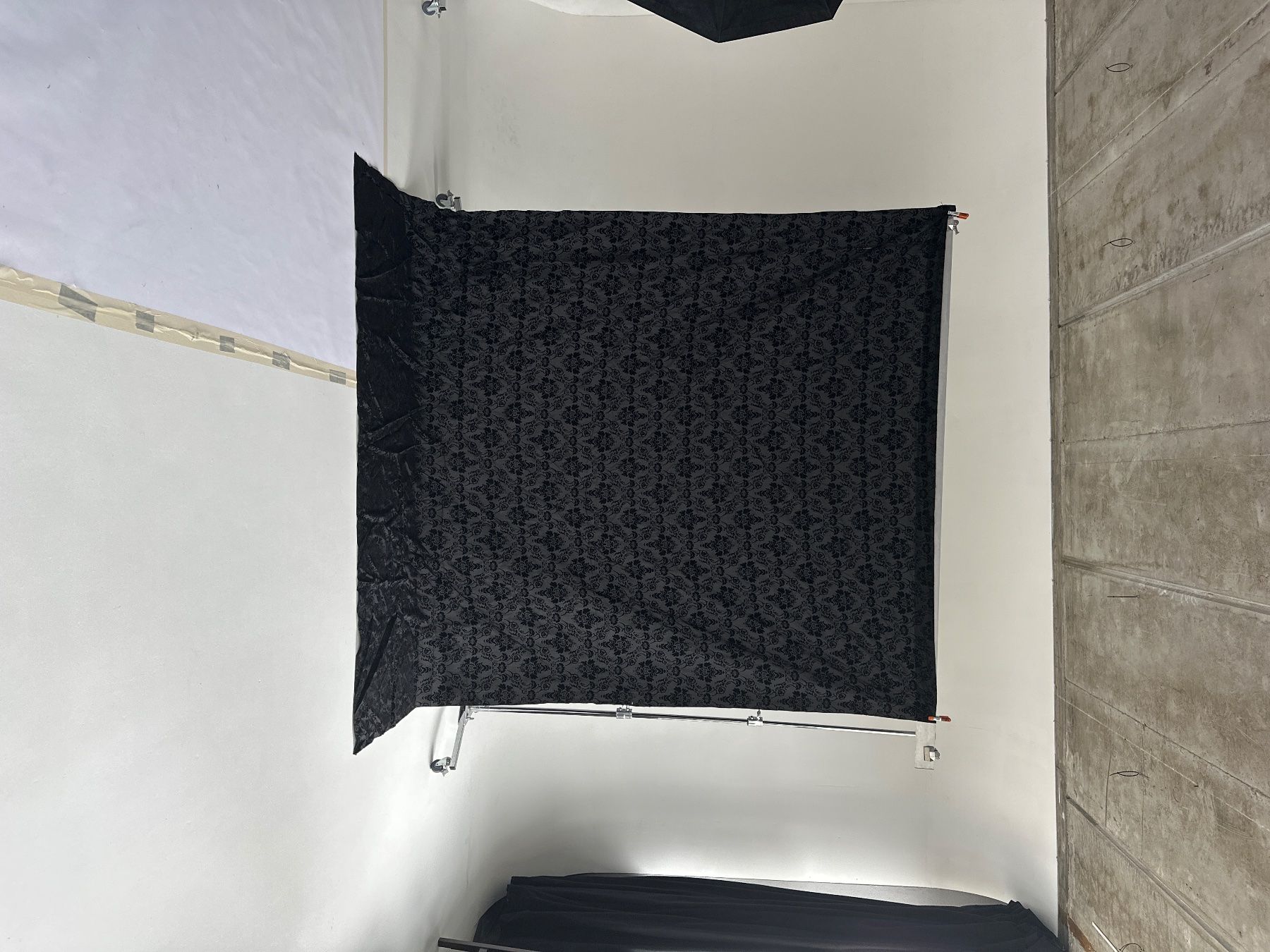 Altri Accessori: Schwarzer Fotohintergrund Samt Look – Usato da zürich venduto da josschmid01