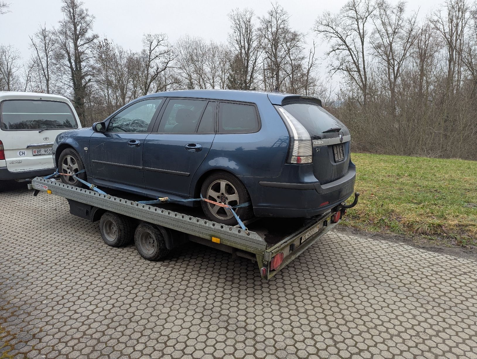 Saab Automobili: Teile Saab 9-3 – Usato da Wünnewil venduto da Susuki125gt 1