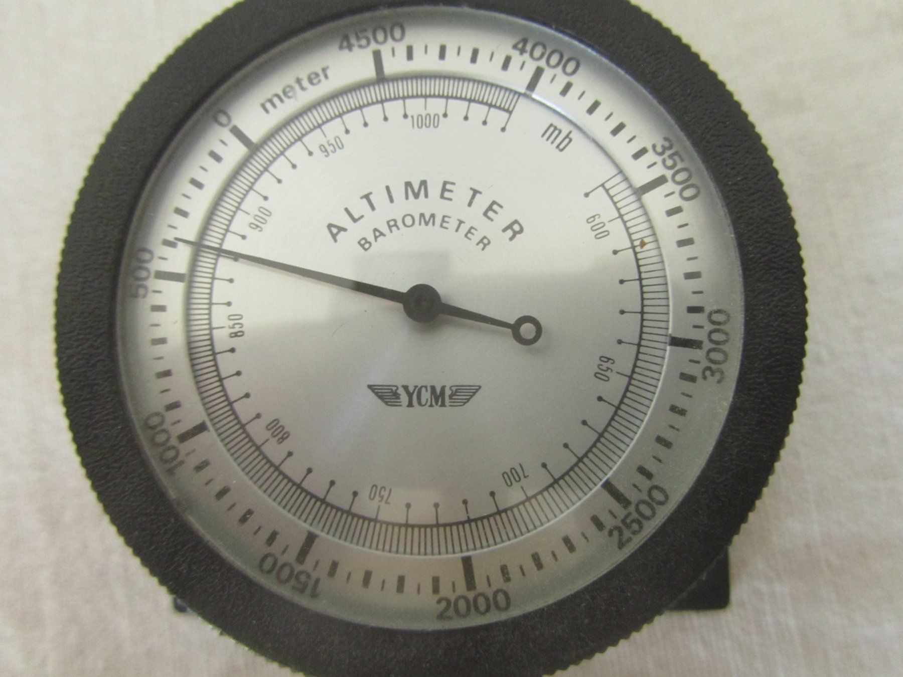 Misurare: Altimeter Barometer YCM mit Hülle – Usato da Seengen venduto da mikelele 2