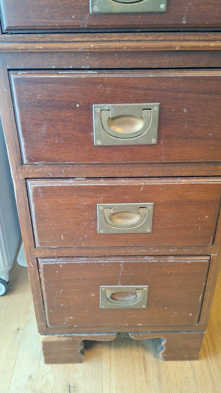 Scrivanie: Bürotisch aus massivem Holz – Usato da Fällanden venduto da Ricardo-Vic 4
