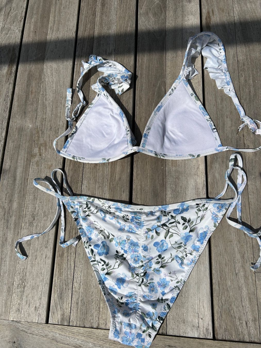 H&M Costumi da bagno & Bikini: Bikini mit Blumenmuster, Rüschen, Gr. S, Blau/Weiss – Usato da Zürich venduto da Lolaa123 2