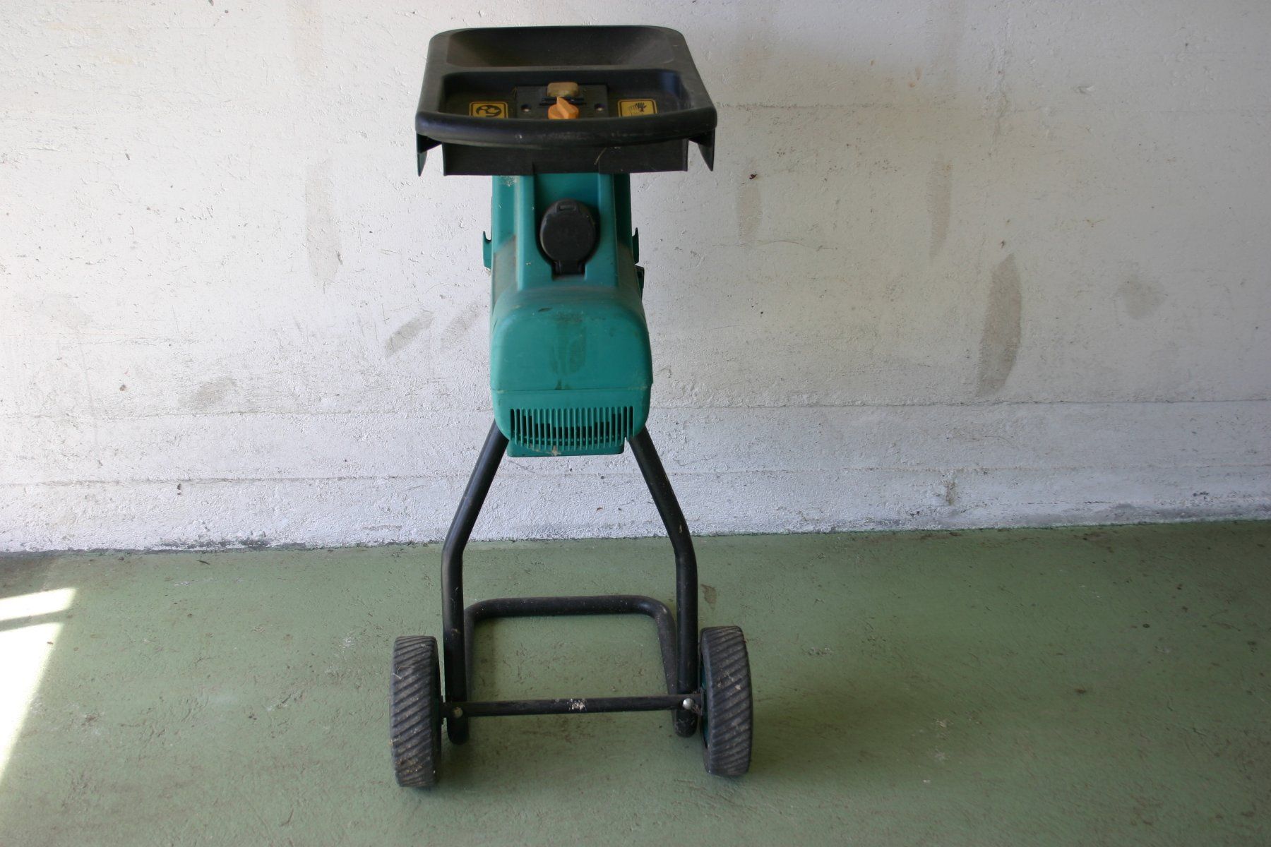 Bosch Trinciatrici: BOSCH AX 2000 – Usato da Winkel venduto da gabriele56 1