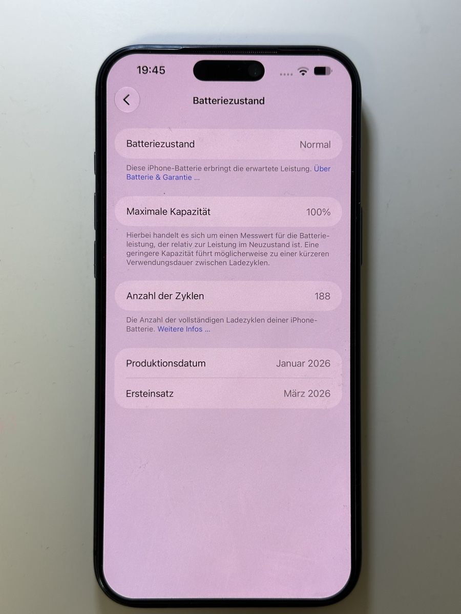 Apple Portables: Iphone 17 pro max  – Neuf (Voir description) à Zürich par ism_7wbp 4