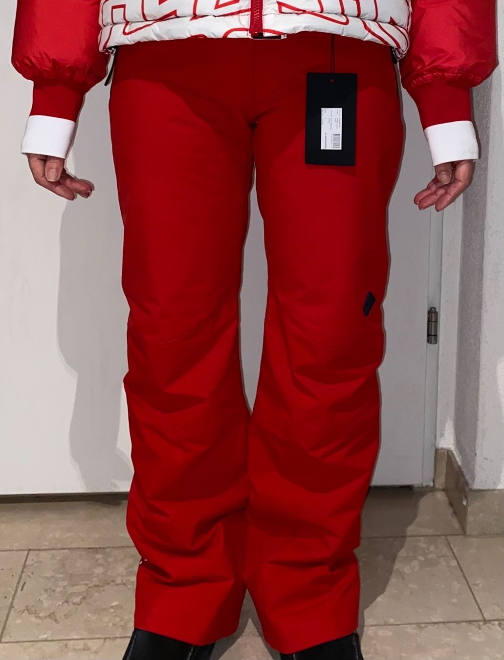 Lindeberg Pantaloni: J.Lindeberg Ski/Snowboard Hose rot – Nuovo e nell'imballaggio originale da Altendorf venduto da Jeshy15