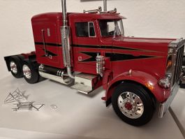 Modelltruck aus Metall